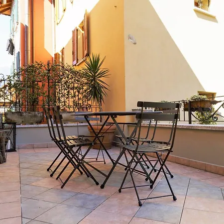 Apartment Nene - La Scalinata